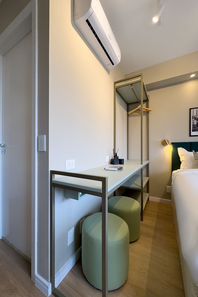 Brooklin | Morumbis + Interlagos | Sleeps 4