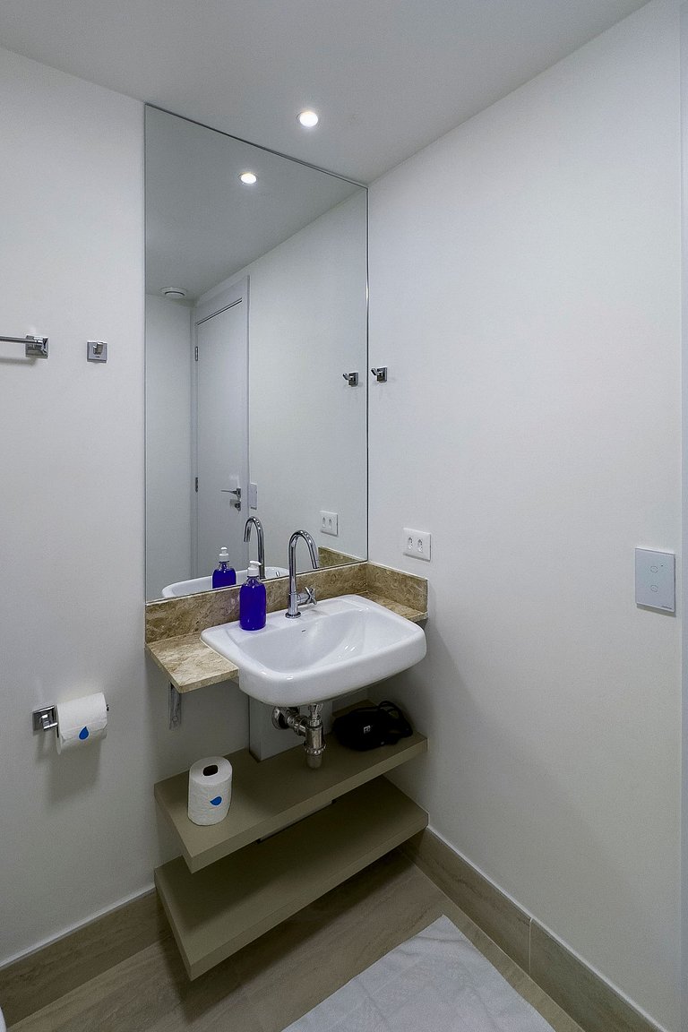 Brooklin | Morumbis + Interlagos | Sleeps 4