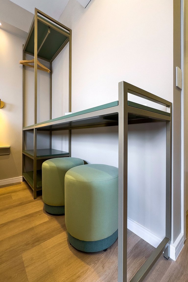 Brooklin | Morumbis + Interlagos | Sleeps 4