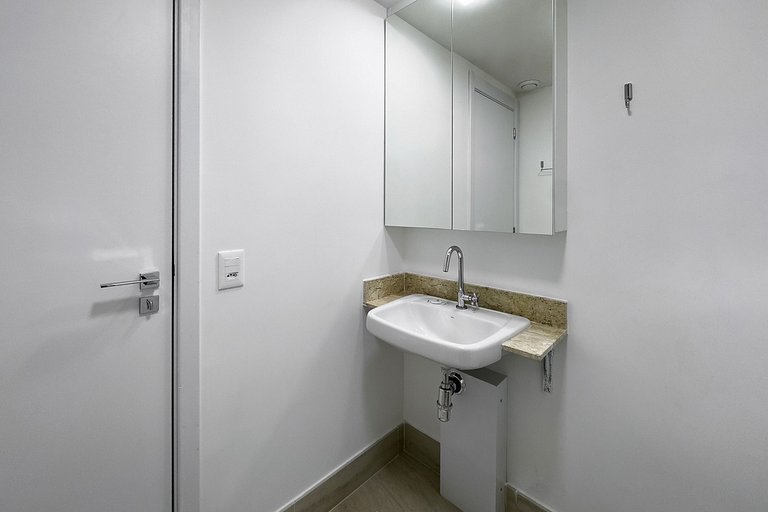 Studio in Brooklin near US Consulate