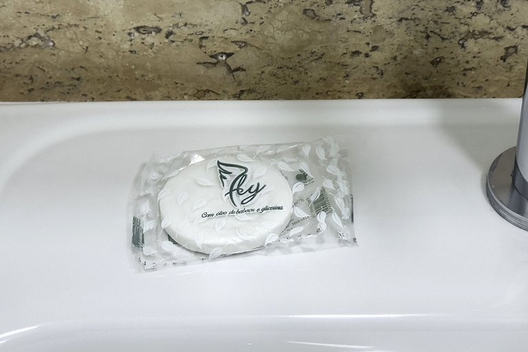 Estudio en Brooklin cerca del Consulado