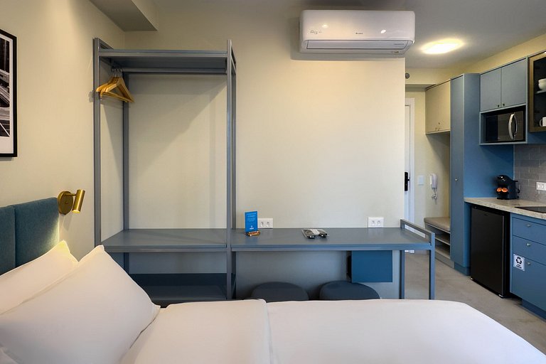 Brooklin | Morumbis + Interlagos | Sleeps 4