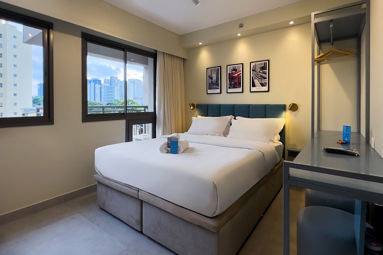 Brooklin | Morumbis + Interlagos | Sleeps 4