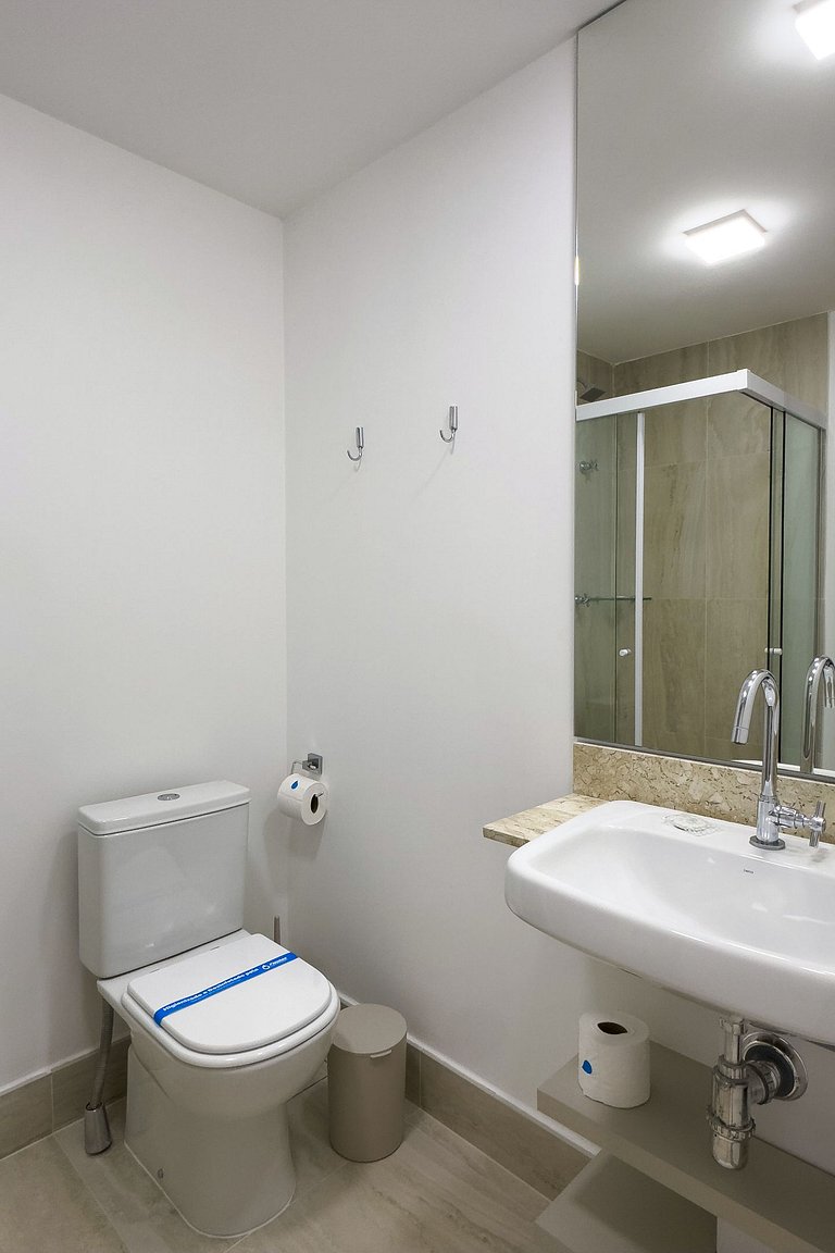 Brooklin | Morumbis + Interlagos | Sleeps 4