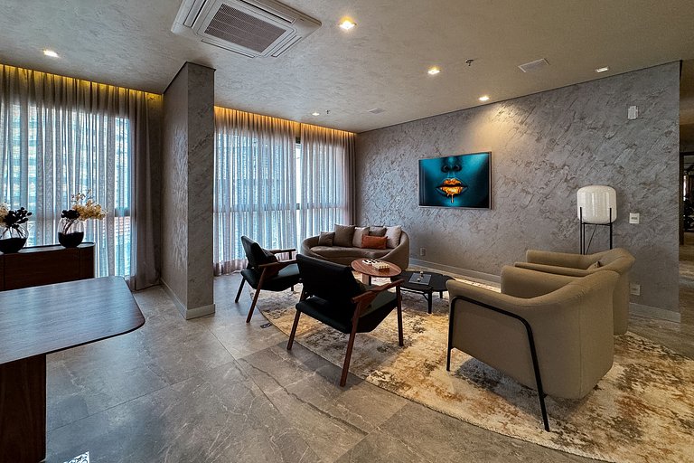 Brooklin | Morumbis + Interlagos | Sleeps 4