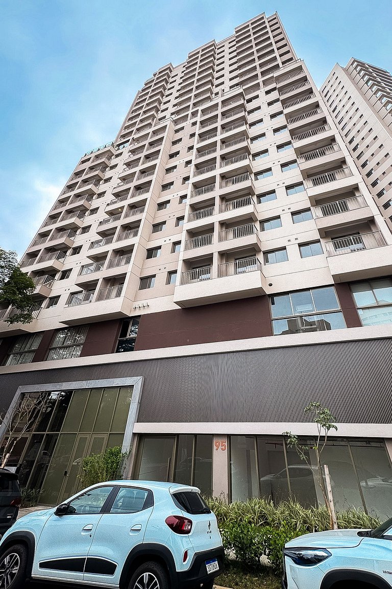 Brooklin | Morumbis + Interlagos | Sleeps 4