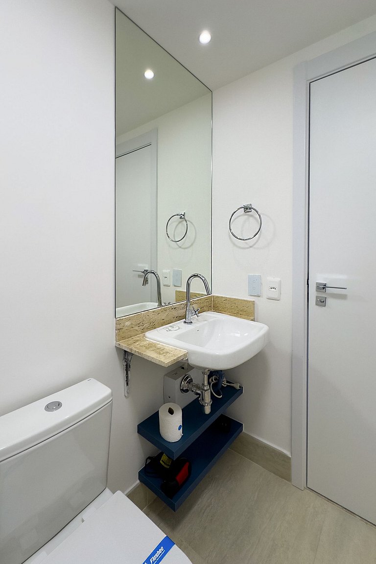 Brooklin | Morumbis + Interlagos | Sleeps 4