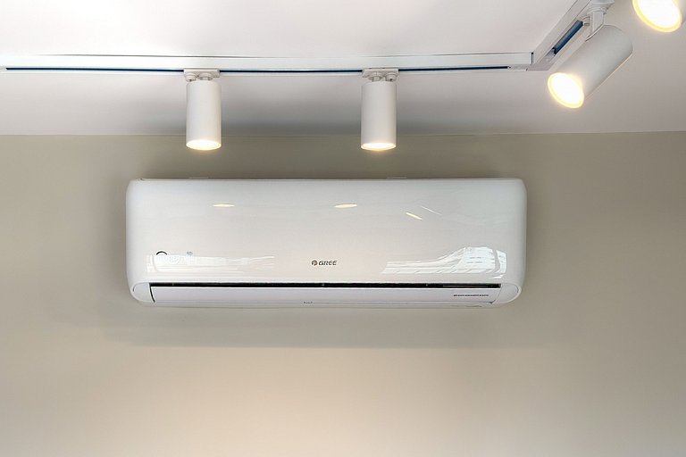 Brooklin | Morumbis + Interlagos | Sleeps 4