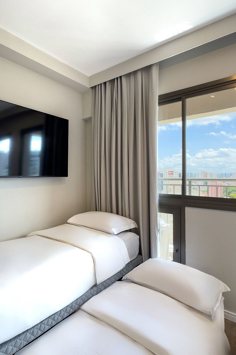 Brooklin | Morumbis + Interlagos | Sleeps 4