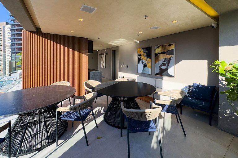 Brooklin | Morumbis + Interlagos | Sleeps 4