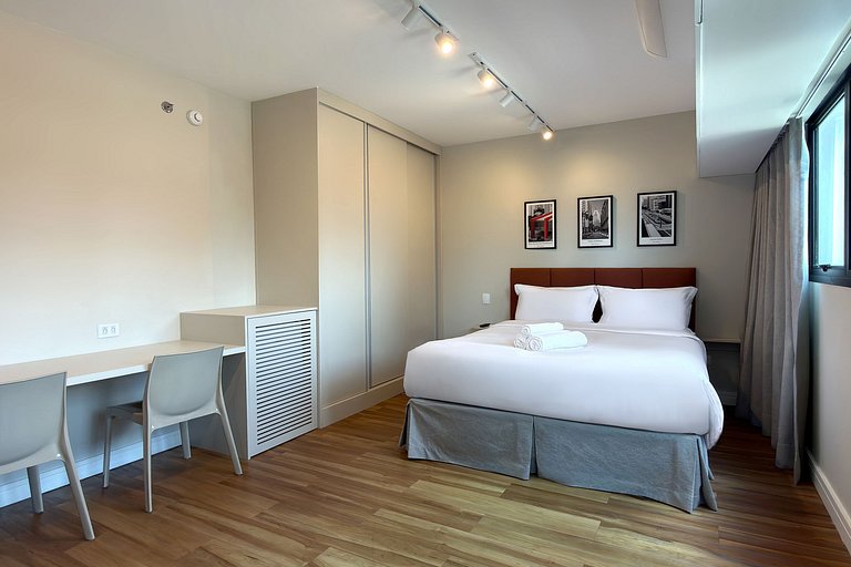 Estudio en Wyndham Berrini + Cochera – 4 Pers.