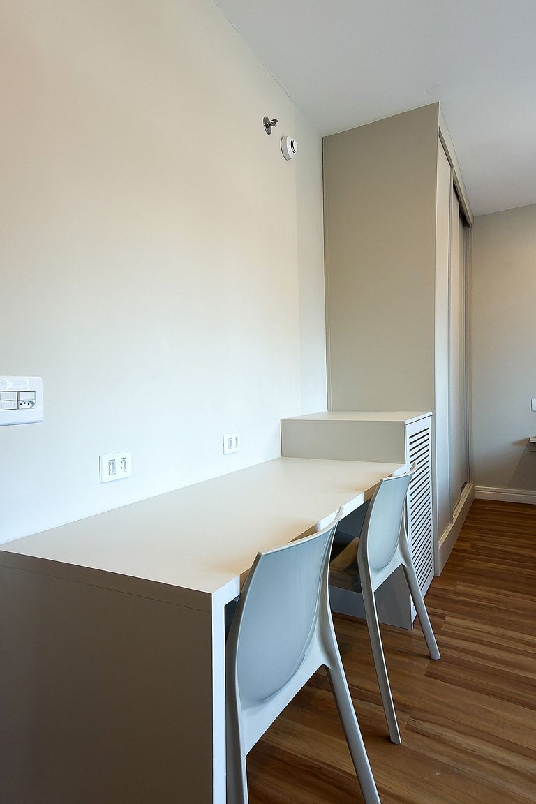 Studio at Wyndham Berrini + Parking – 4 Guests