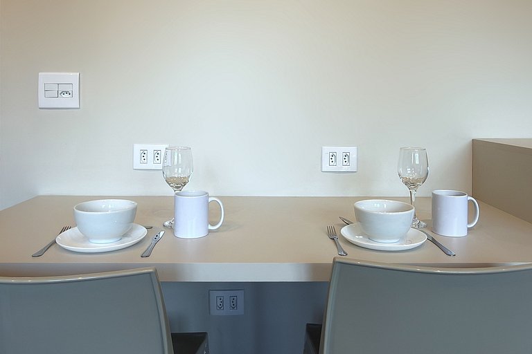 Studio at Wyndham Berrini + Parking – 4 Guests