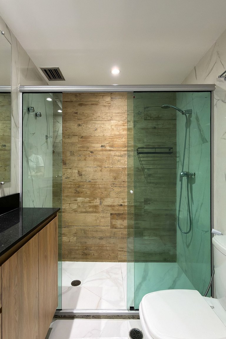 Estudio en Wyndham Berrini + Cochera – 4 Pers.