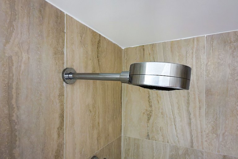 Studio in Brooklin near US Consulate