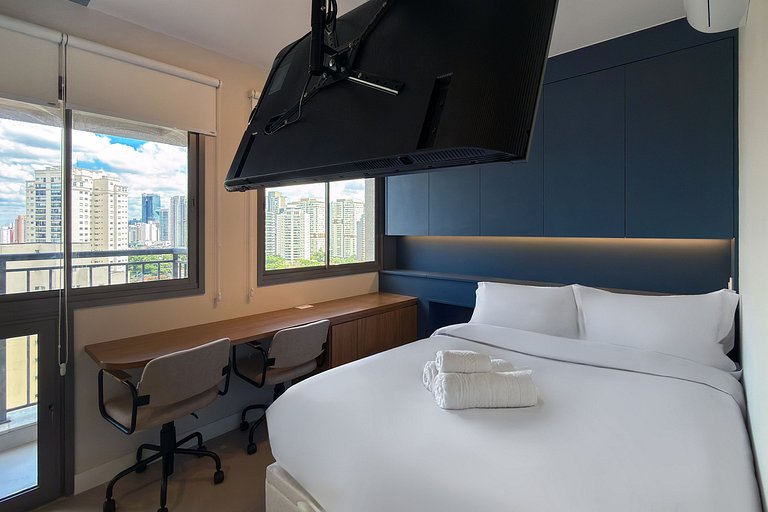 Studio in Brooklin near US Consulate