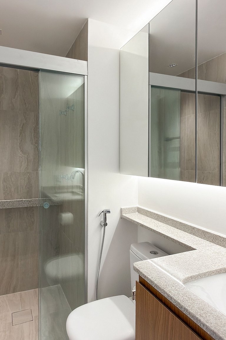 Estudio en Brooklin cerca del Consulado